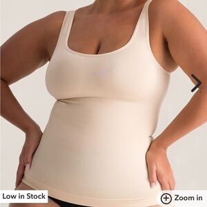 Shapermint Essentials All Day Every Day Scoop Neck Cami